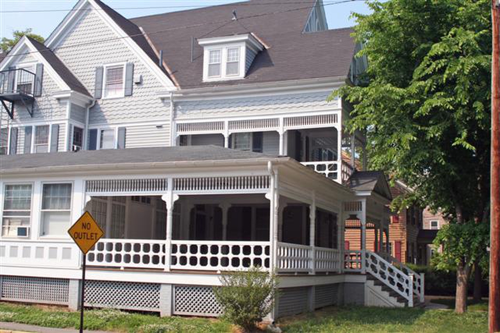 Anderson-Brearley Tavern